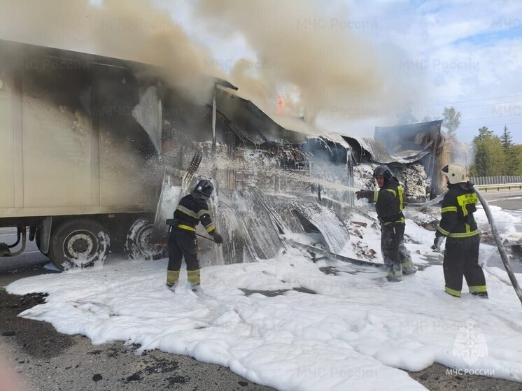 Два ЧП за выходные: на трассе М-7 сгорели два авто, а в Коврове утонул человек
