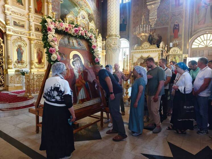 В Серпухове отметили престольный праздник иконы Божией Матери «Взыскание погибших»