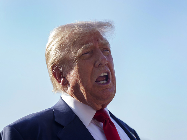 Администрация Трампа в панике: скандал с Эпштейном выходит из-под контроля