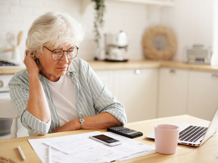 Калужским пенсионерам объяснили, как сохранить пенсию при переезде