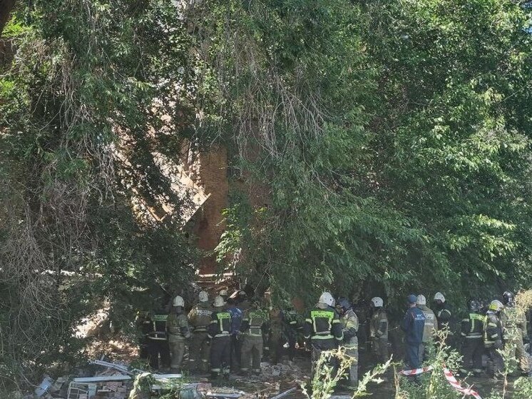 По факту частичного обрушения пятиэтажки в Астрахани организована проверка