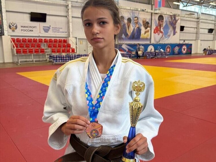 Спортсменка из ДНР завоевала бронзу на Спартакиаде молодёжи России по дзюдо