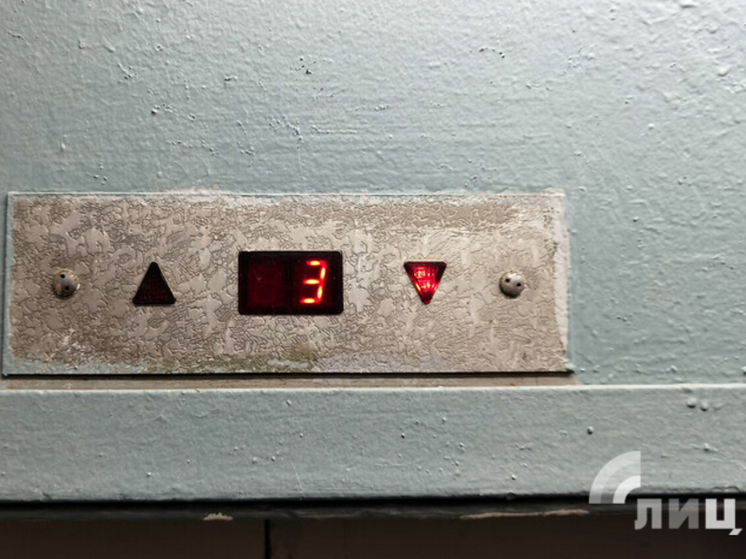 Более 100 лифтов обновили в многоэтажных домах в ЛНР