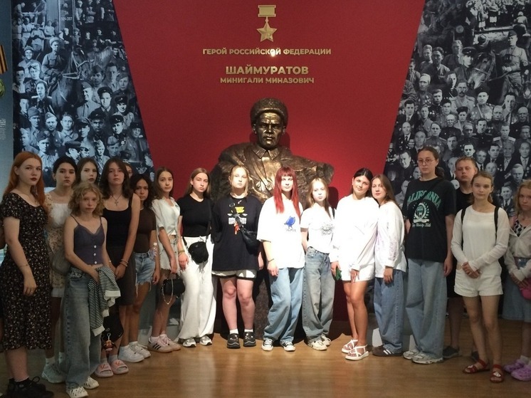 Участники СВО из ЛНР и их семьи посетили экскурсию в рамках «Музейной недели»