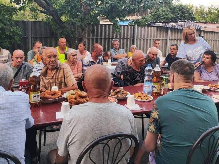 Тонну продуктов питания благотворители из Кисловодска доставили в приют для бездомных