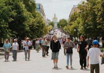 Август 2025 года принесет ряд значимых законодательных изменений. Эти нововведения направлены на упрощение бизнес-процессов, усиление контроля за финансовыми операциями, защиту прав потребителей и социальную поддержку граждан.  