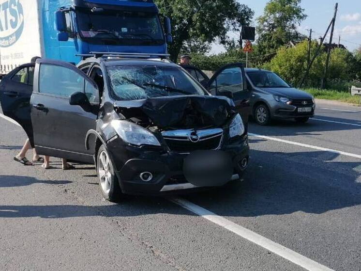 В Тверской области произошло массовое ДТП: на месте МЧС