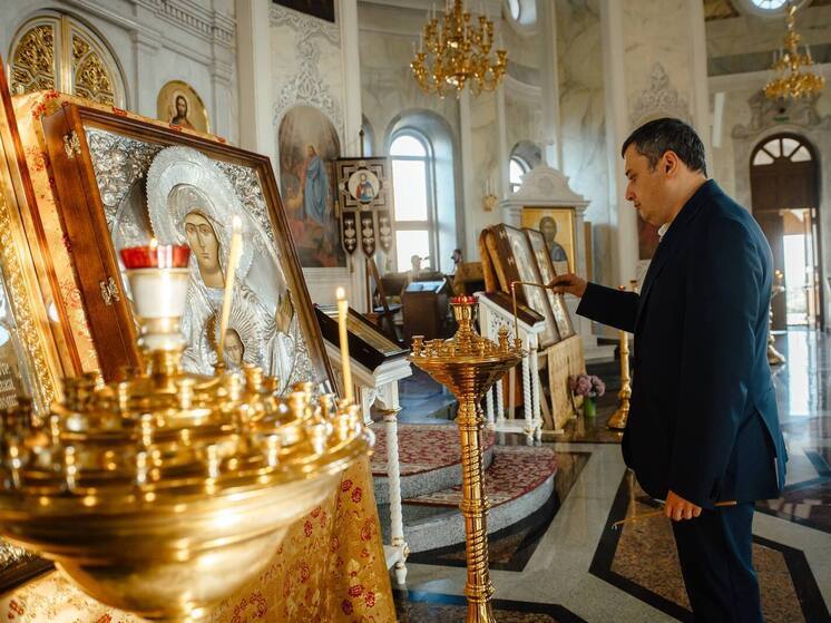 Хинштейн поздравил курян с Днём Крещения Руси