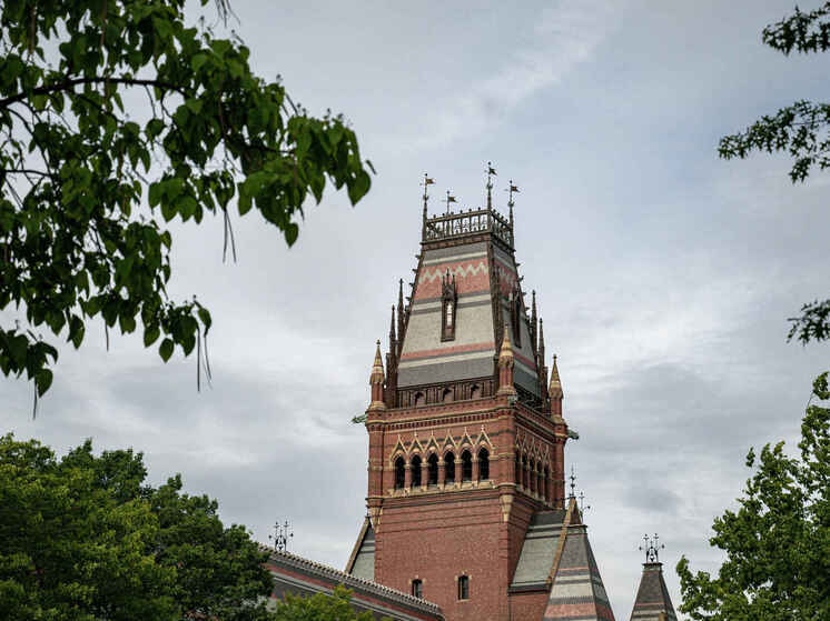 NYT: Harvard przeznaczy 500 milionów dolarów na rozwiązanie kontrowersji z Białym Domem