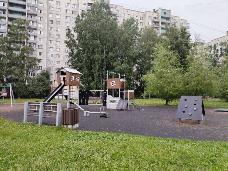 В Черногорске хотят благоустроить детскую площадку за 1 млн рублей