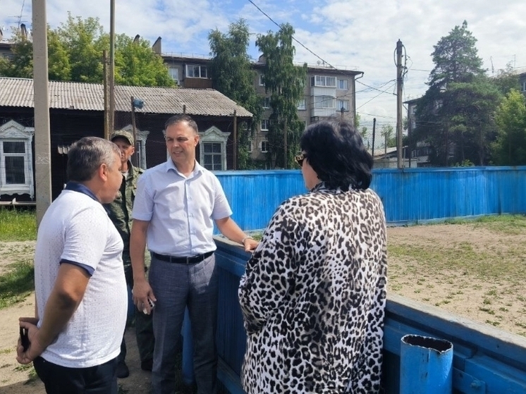 Депутаты думы Иркутска работают над безопасностью в округах