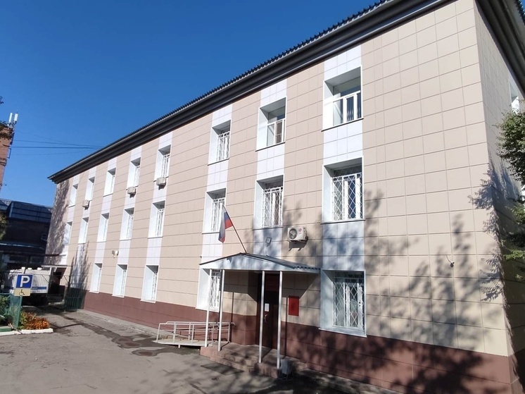 Новосибирцам с долгами по штрафам запретили выезжать за границу