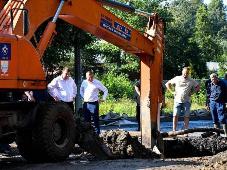 В Серпухове завершены восстановительные работы на водопроводе в районе улиц Захаркина и Буденного.