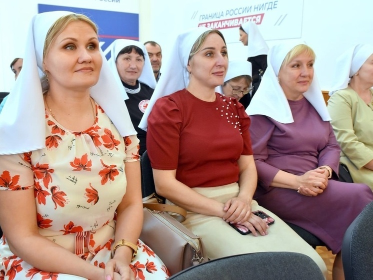 Год назад Галина Бондова увидела объявление: «Приглашаем в Сестричество милосердия». Женщина захотела испытать себя на этом поприще. За плечами был четырехлетний опыт ухода за больной мамой, вдруг ее навыки пригодятся и другим людям.