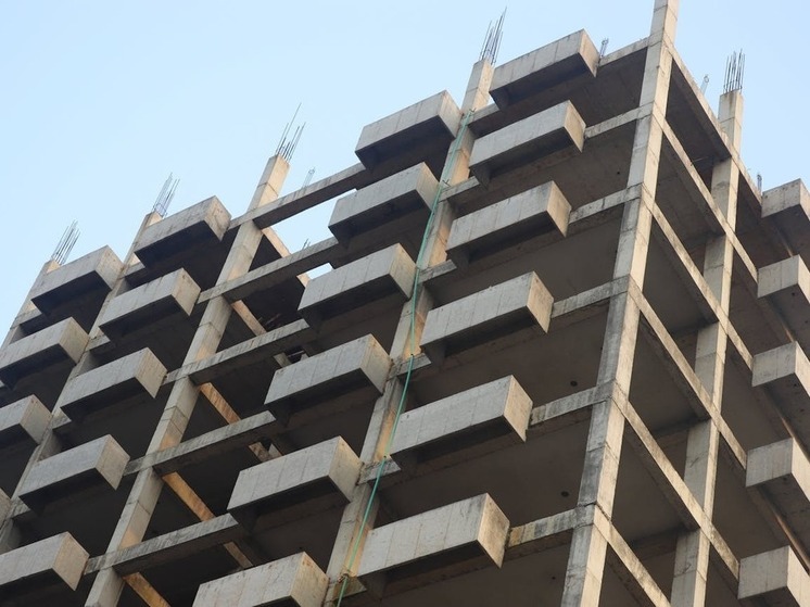 В Уфе рядом с новой многоэтажкой построят ФОК, корпус школы и надземный переход