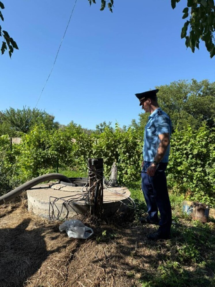 В Астраханской области два человека погибли в канализационном коллекторе