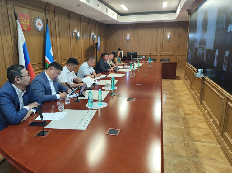 Жители пострадавших от паводка районов Якутии подали более 2 тысяч заявлений на помощь