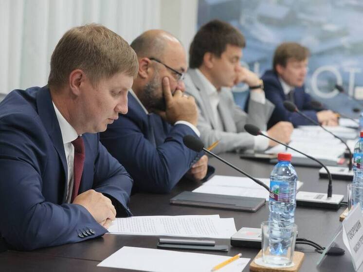 Губернатор Красноярского края встретился с застройщиками для обсуждения перспектив жилищного строительства