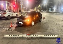 В Ленинском районе Самары вечером 29 июля произошло дорожно-транспортное происшествие с участием двух автомобилей