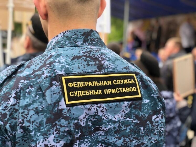 Астраханец пытался пронести травмат в суд