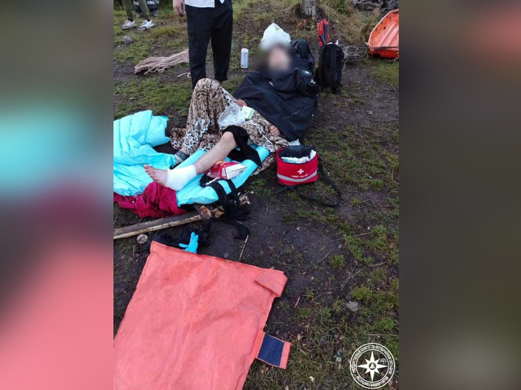 В Башкирии спасли туриста, поранившегося топором в горах