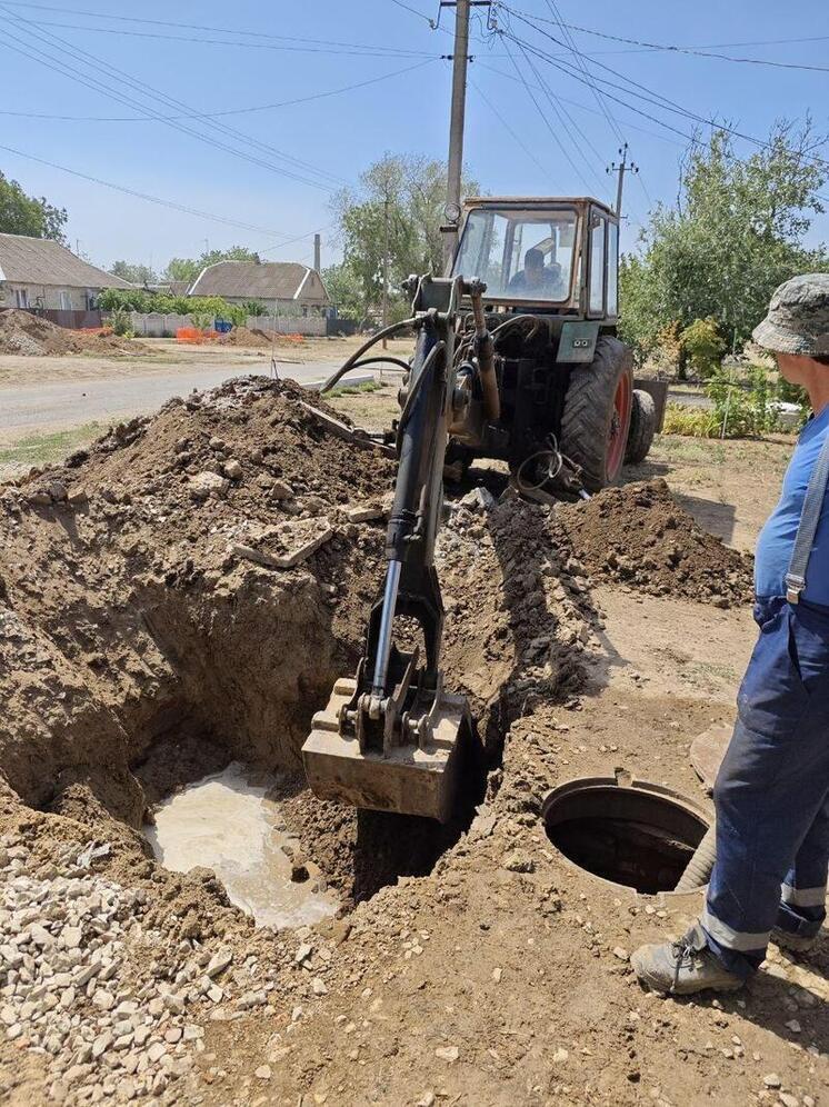 Рязанцы отремонтировали водопровод в посёлке Аскания-Нова
