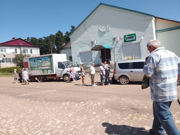 Продуктовая недоступность: жители Кировской области требуют помощи властей