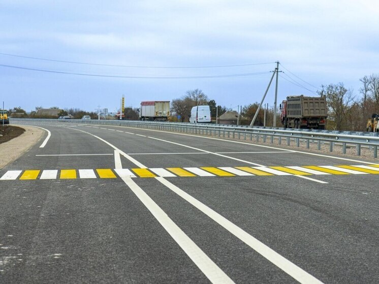 На федеральной трассе Р-280 «Новороссия» в ДНР и Запорожской области продолжаются дорожные работы