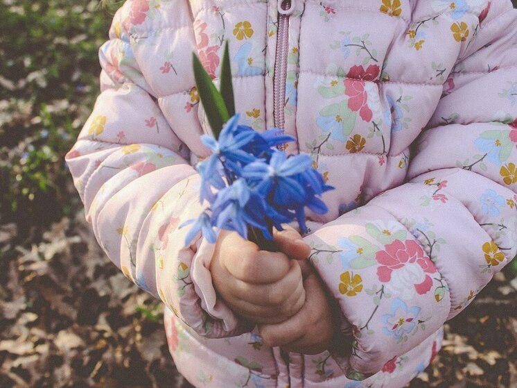 Одинокие женщины могут беспрепятственно усыновлять детей