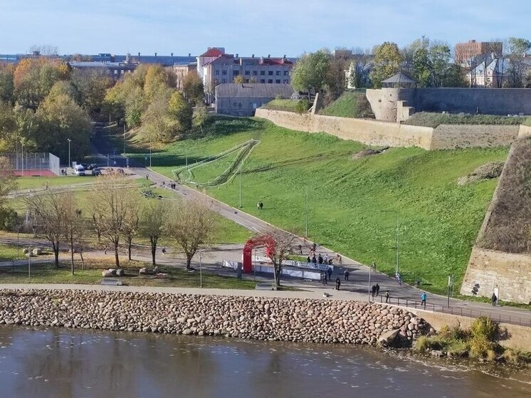 Бывший рыбзавод в Ивангороде могут превратить в базу отдыха