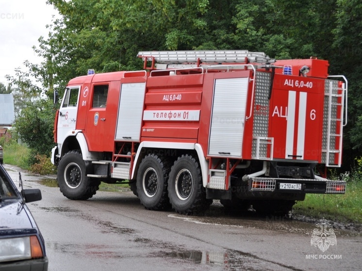 В Орле загорелся легковой автомобиль