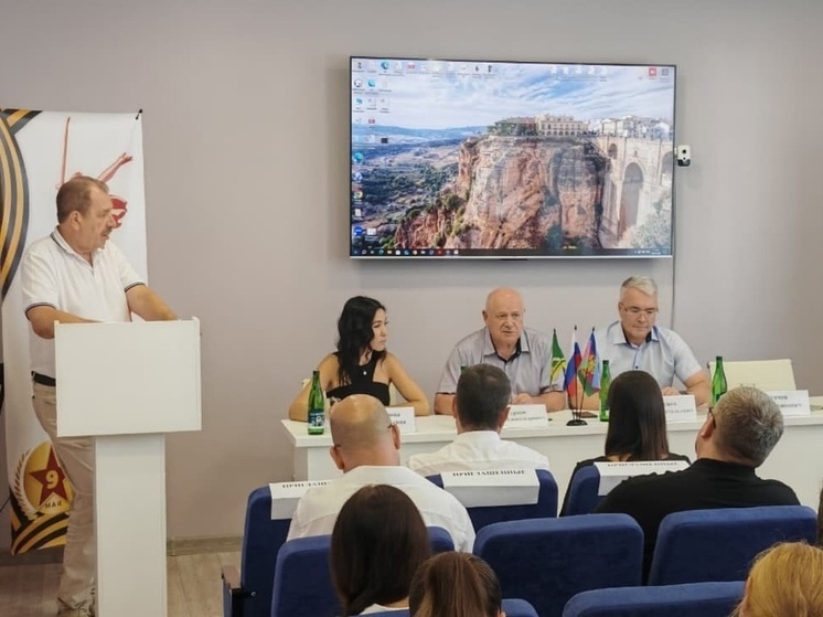 В Крымске нашли варианты решения кадровых проблем на семинаре с участием депутата Госдумы