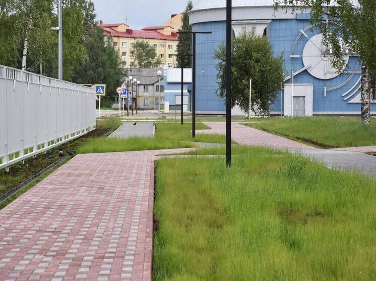 В Урае завершается создание современной пешеходной зоны