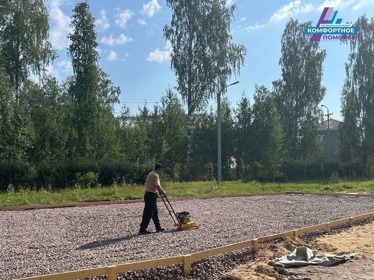 В Пионерском парке Коряжмы кипит работа