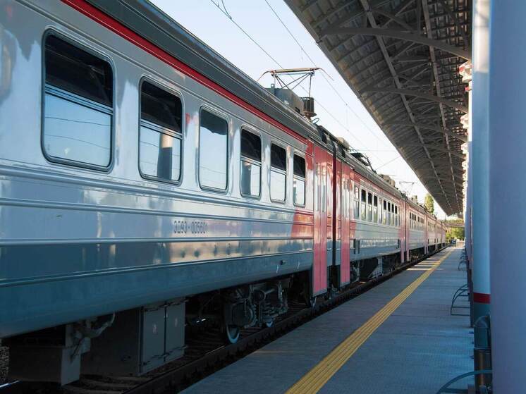 В Волгоградской области приостановили движение поездов из-за атаки БПЛА