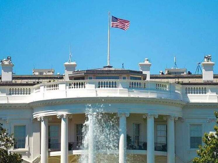 Трамп вводит 25-процентные пошлины для Индии плюс "штраф" за связи с Россией