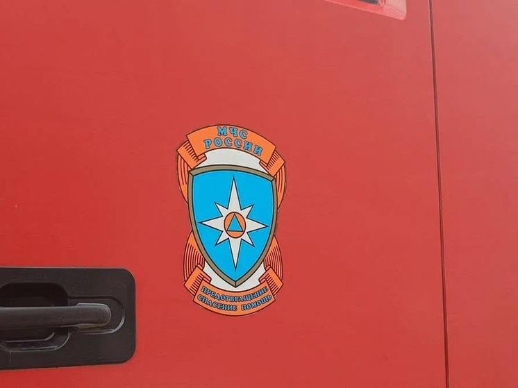 В Темрюкском районе загорелся жилой дом