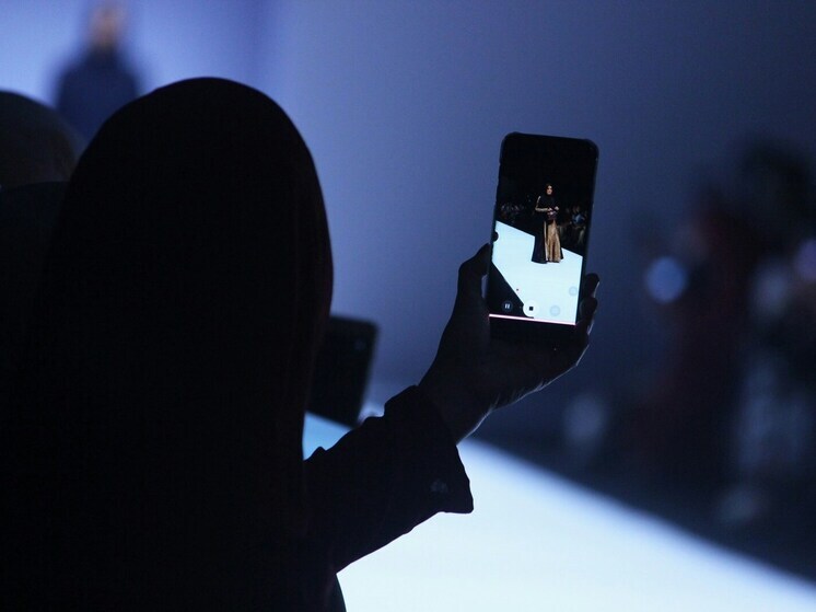 Дизайнеры из ЛНР представят свою одежду на конкурсе «Новые символы российской моды» (6+)