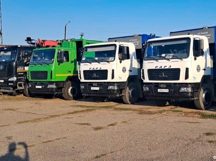 На Ставрополье начали работу 35 новых машин для сбора мусора