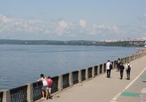 3 августа в России празднуют День железнодорожника, а в мире отмечают День арбуза. Узнайте о традициях, истории и интересных фактах этих праздников.