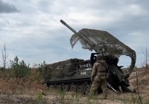 Наши артиллеристы продолжают наносить удары по позициям противника