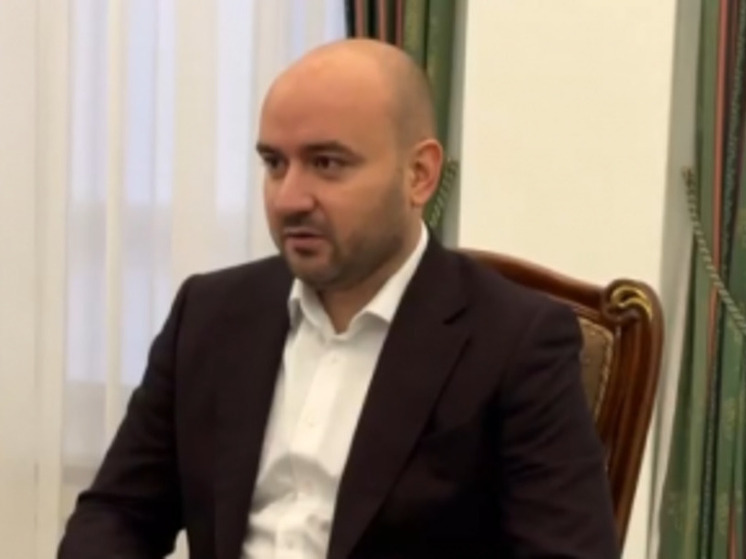 Губернатор Самарской области Вячеслав Федорищев посетил город Снежное в ДНР