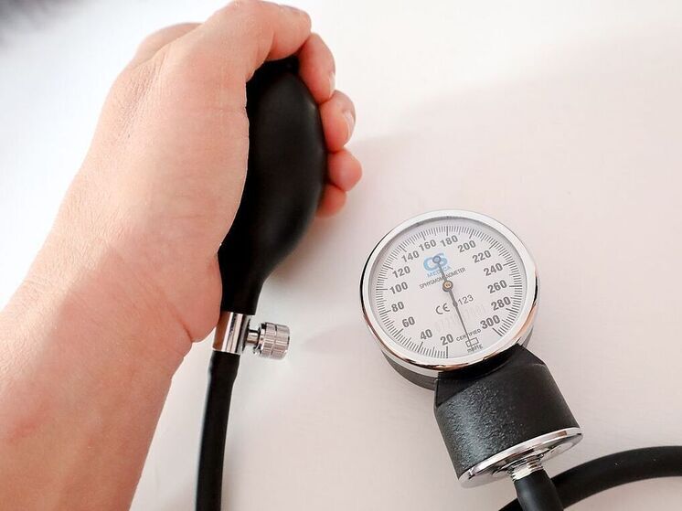 Минздрав России предложил увеличить срок лечения гипертоников до 12 месяцев