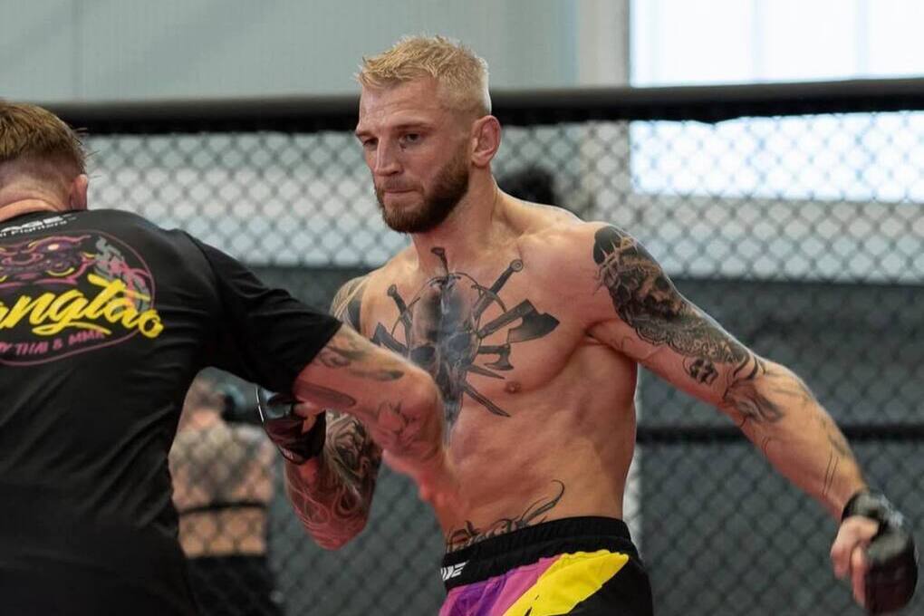 Илия Топурия стал новым чемпионом легкого дивизиона UFC