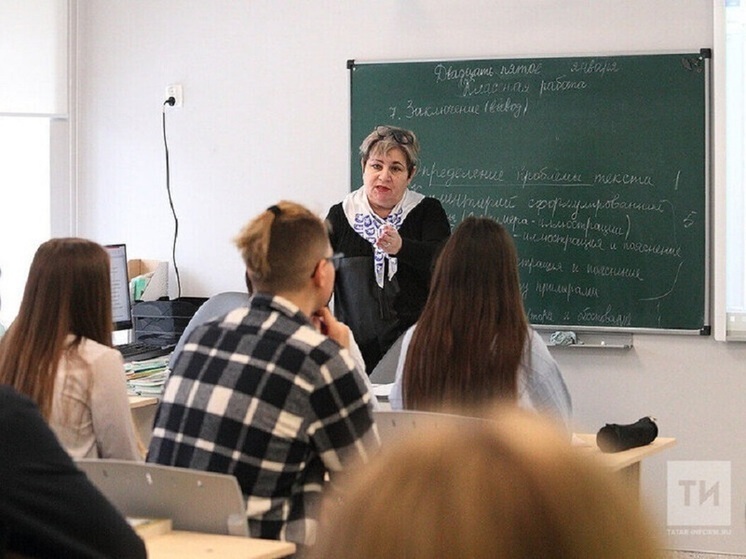 Заработает горячая линия, где татарстанцы смогут получить ответы на вопросы по образованию