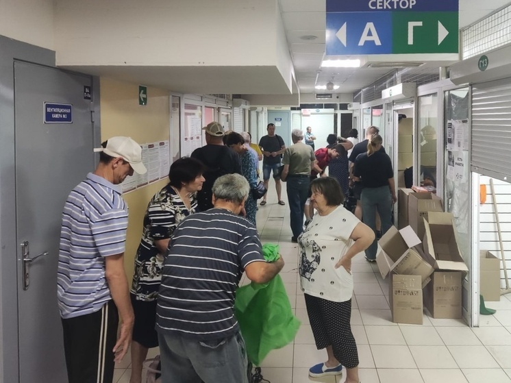 Гуманитарную помощь на Центральном рынке в Курске ежедневно получают до 700 человек
