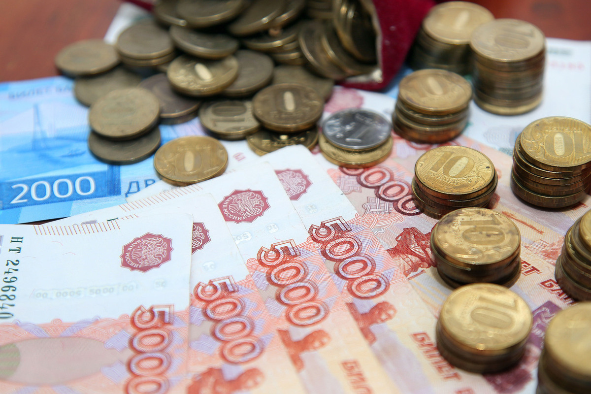 Каждый шестой россиянин готов обратиться за деньгами к нелегальным кредиторам