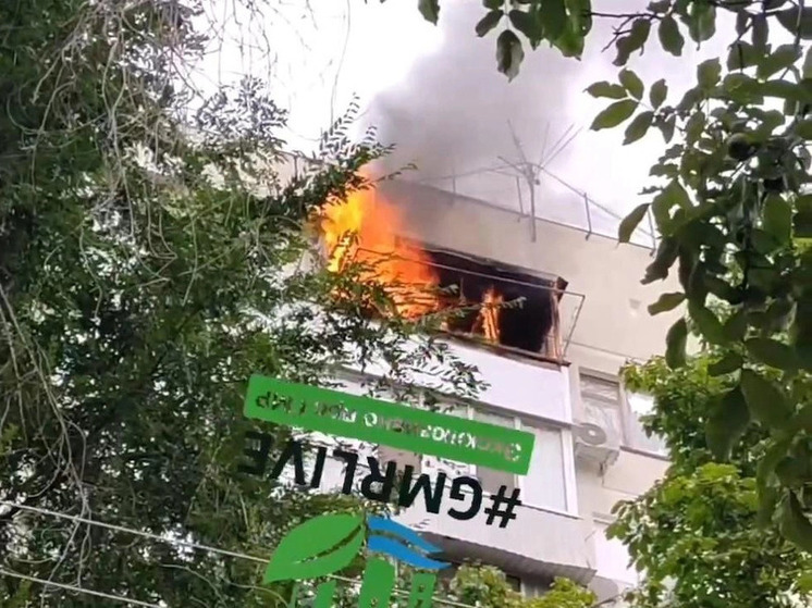 В Краснодаре загорелась квартира в ГМР