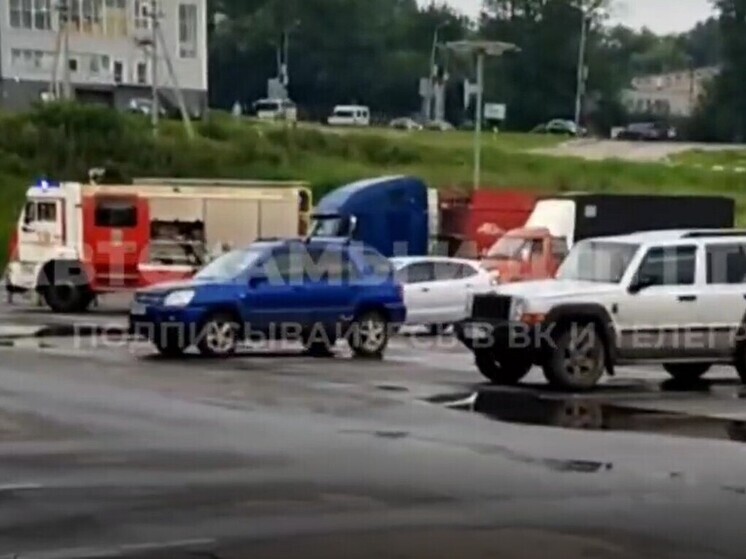 В Туле на парковке около "Линии" мог взорваться грузовик