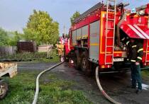 Днем 31 июля в Новоалтайске произошел пожар. На улице Ленина загорелись надворные постройки.